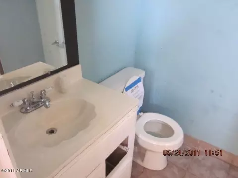 1133 E Desert Dr, Phoenix, AZ 85042 photo 6