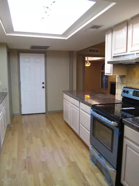 214 E Acapulco Ln, Phoenix, AZ 85022 photo 19