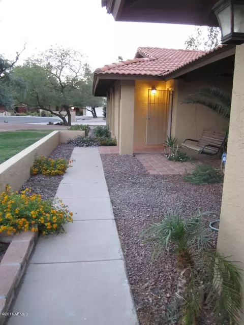 214 E Acapulco Ln, Phoenix, AZ 85022 photo 17