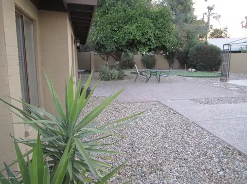 214 E Acapulco Ln, Phoenix, AZ 85022 photo 14