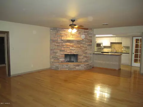 214 E Acapulco Ln, Phoenix, AZ 85022 photo 8