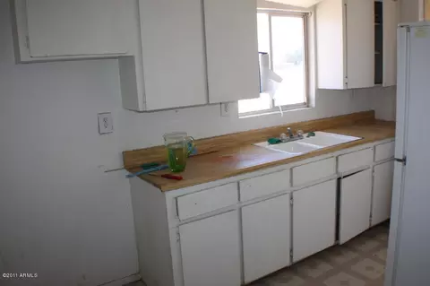 403 W Harding Ave, Coolidge, AZ 85128 photo 3