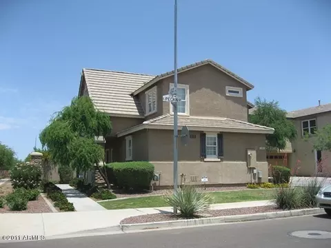 2208 E Pecan Rd, Phoenix, AZ 85040 photo 1