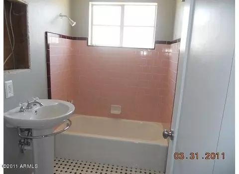 5801 N 12th Pl, Phoenix, AZ 85014 photo 3