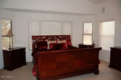3245 E Sandy Way, Gilbert, AZ 85297 photo 10