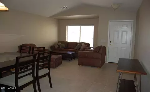 3245 E Sandy Way, Gilbert, AZ 85297 photo 2