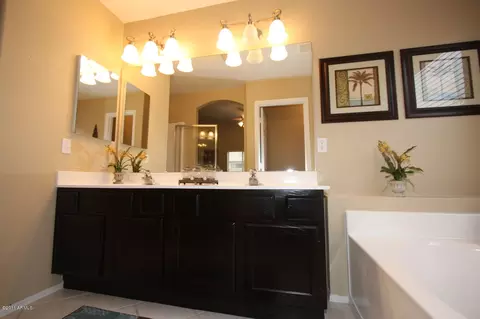 900 E Jasper Dr, Gilbert, AZ 85296 photo 13