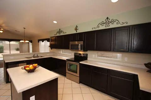 900 E Jasper Dr, Gilbert, AZ 85296 photo 8