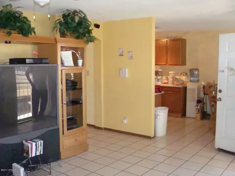 802 S 29th Ave, Phoenix, AZ 85009 photo 3
