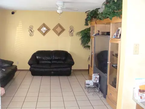 802 S 29th Ave, Phoenix, AZ 85009 photo 2