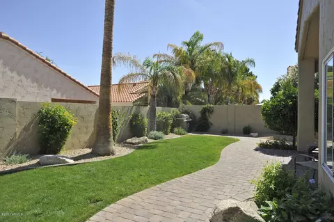 4130 E Mercer Ln, Phoenix, AZ 85028 photo 23