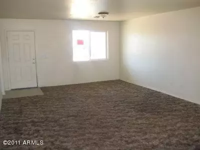 2556 E Southgate Ave, Phoenix, AZ 85040 photo 5