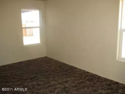 2556 E Southgate Ave, Phoenix, AZ 85040 photo 14