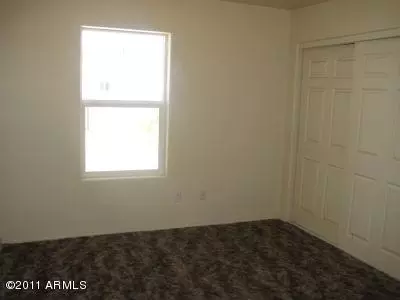 2556 E Southgate Ave, Phoenix, AZ 85040 photo 9
