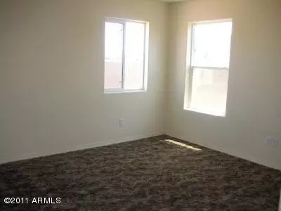 2556 E Southgate Ave, Phoenix, AZ 85040 photo 13
