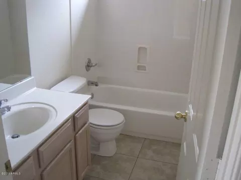 2622 E Pecan Rd, Phoenix, AZ 85040 photo 6