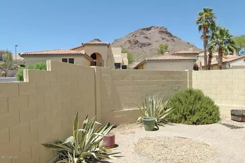1527 E Meadow Ln, Phoenix, AZ 85022 photo 13