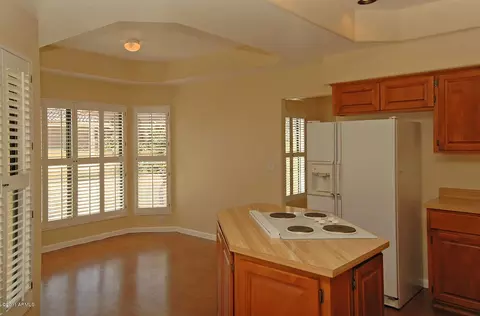 1527 E Meadow Ln, Phoenix, AZ 85022 photo 6