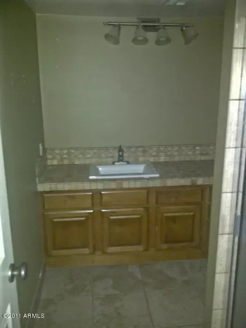 13812 S 156th Pl, Gilbert, AZ 85296 photo 9