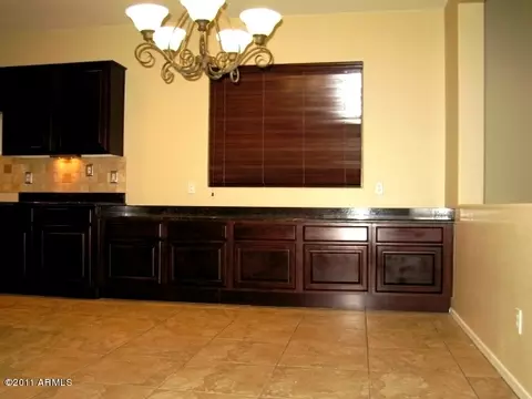 6985 S Stadium Ct, Gilbert, AZ 85298 photo 9
