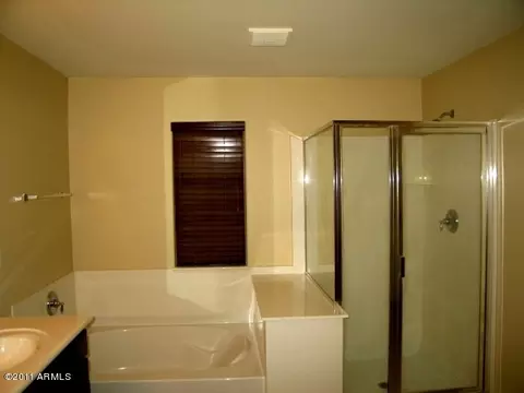 6985 S Stadium Ct, Gilbert, AZ 85298 photo 14