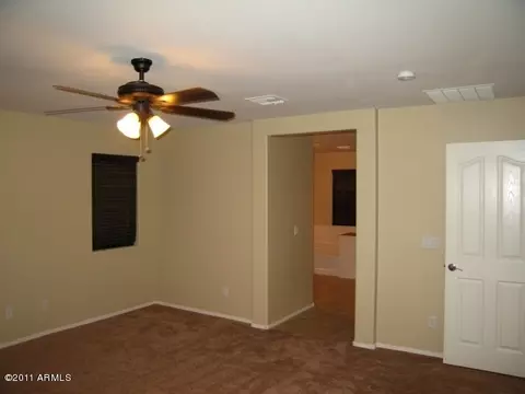 6985 S Stadium Ct, Gilbert, AZ 85298 photo 12