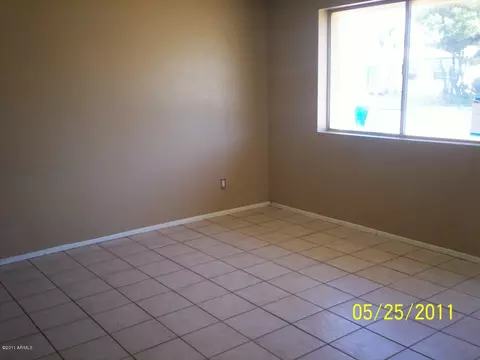 3333 E Claire Dr, Phoenix, AZ 85032 photo 4