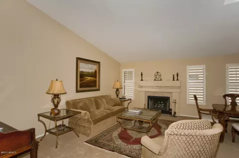 4542 E Vista Dr, Phoenix, AZ 85032 photo 10