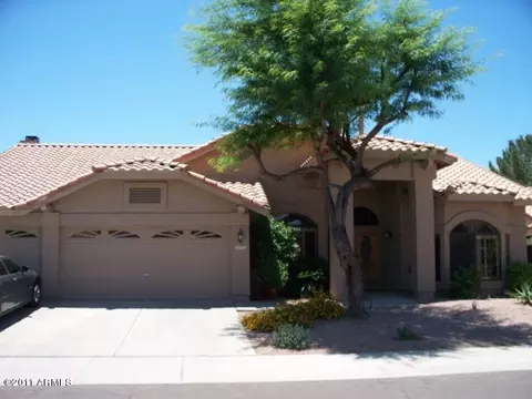 841 W Harbor Dr, Gilbert, AZ 85233 photo 1