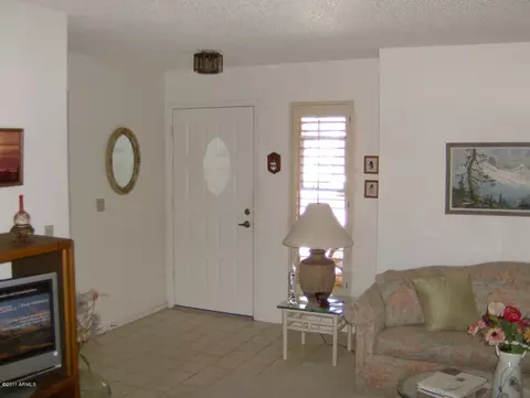 824 S 77th Pl, Mesa, AZ 85208 photo 4