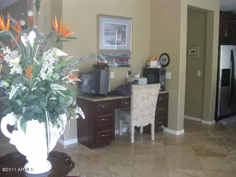 915 E Mead Dr, Chandler, AZ 85249 photo 4