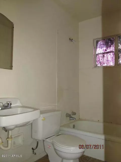 935 E Turney Ave, Phoenix, AZ 85014 photo 12