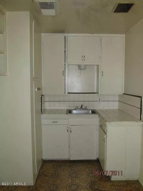 935 E Turney Ave, Phoenix, AZ 85014 photo 13