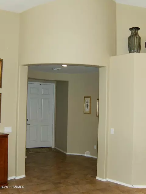4881 S Cobblestone St, Gilbert, AZ 85298 photo 9
