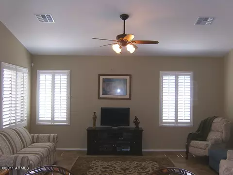 4881 S Cobblestone St, Gilbert, AZ 85298 photo 6