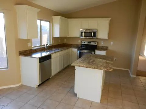 3857 E Wyatt Way, Gilbert, AZ 85297 photo 2