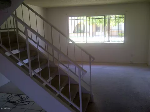 2875 E Fairmount Ave, Phoenix, AZ 85016 photo 3