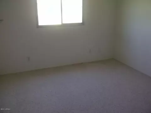 2875 E Fairmount Ave, Phoenix, AZ 85016 photo 4