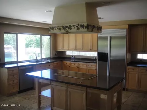 4163 E Fox St, Mesa, AZ 85205 photo 6