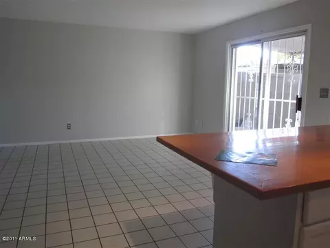2840 E Clarendon Ave, Phoenix, AZ 85016 photo 8