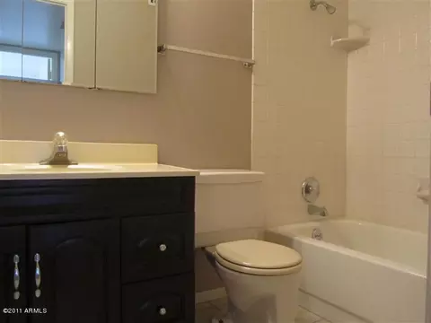 2840 E Clarendon Ave, Phoenix, AZ 85016 photo 15