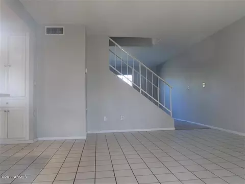 2840 E Clarendon Ave, Phoenix, AZ 85016 photo 9
