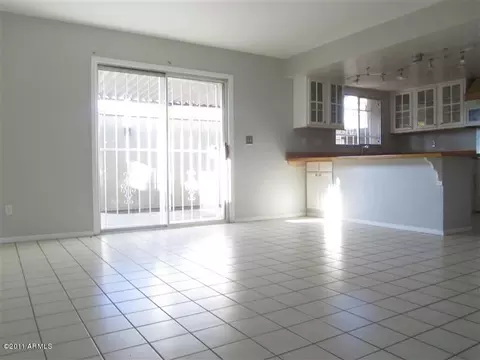 2840 E Clarendon Ave, Phoenix, AZ 85016 photo 7