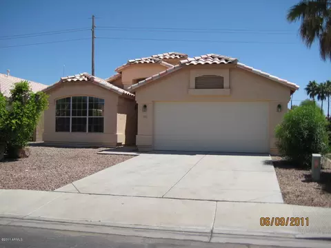 3903 E Douglas Loop, Gilbert, AZ 85234 photo 2