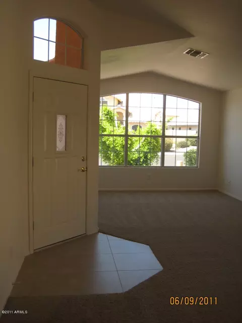 3903 E Douglas Loop, Gilbert, AZ 85234 photo 4