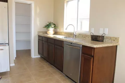 1702 S Pico Ct, Gilbert, AZ 85295 photo 6