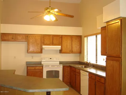 14409 S 40th Pl, Phoenix, AZ 85044 photo 4