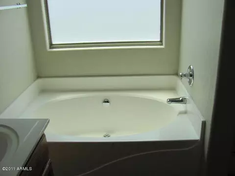 1620 E Beverly Rd, Phoenix, AZ 85042 photo 10
