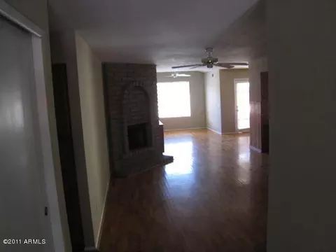 1806 E Crocus Dr, Phoenix, AZ 85022 photo 4