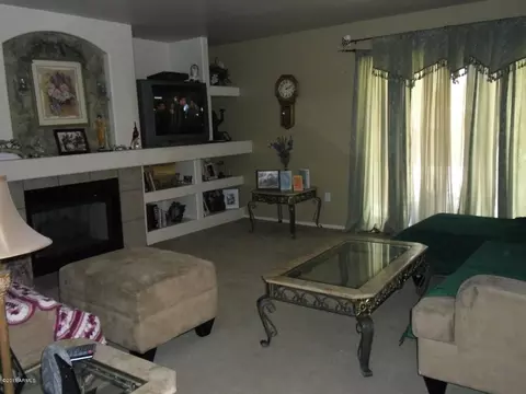 6814 S 39th Dr, Phoenix, AZ 85041 photo 1